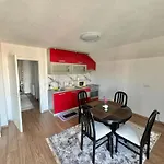 Room Ejna 2